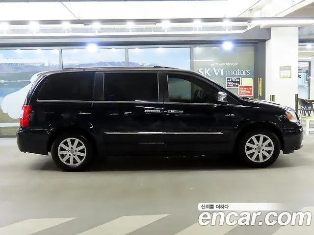 CHRYSLER GRAND VOYAGER 2011 — 190 305 км, синий, Корея — под ключ — фото 3