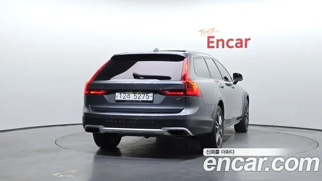 VOLVO V90 CROSS COUNTRY 2019 — 160 429 км, серый, Корея — под ключ — фото 4