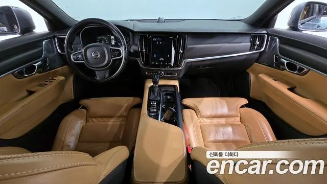 VOLVO V90 CROSS COUNTRY 2019 — 160 429 км, серый, Корея — под ключ — фото 7