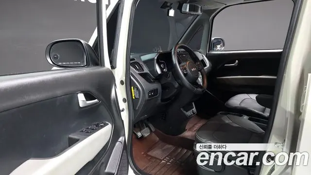 KIA KIA RAY 2023 — 72 568 км, белый-перламутр, Корея — под ключ — фото 11