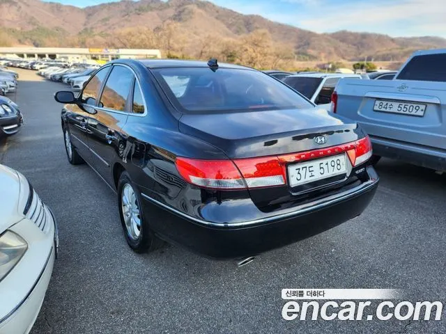HYUNDAI GRANDEUR NEW LUXURY 2010 — 131 569 км, чёрный, Корея — под ключ — фото 4