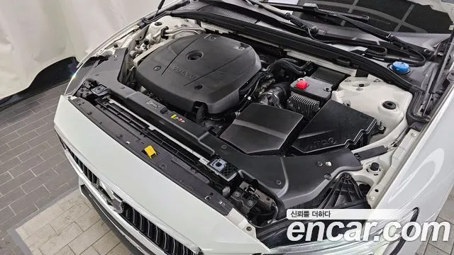 VOLVO S60 2020 — 62 750 км, белый, Корея — под ключ — фото 6