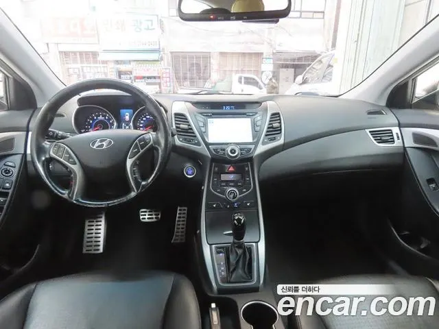 HYUNDAI AVANTE 2014 — 101 653 км, серебристо-серый, Корея — под ключ — фото 7