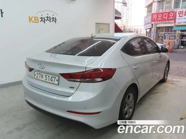 HYUNDAI AVANTE 2016 — 102 146 км, серебристо-серый, Корея — под ключ — фото 4