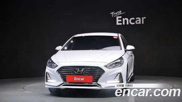 HYUNDAI SONATA HYBRID 2019 — 63 642 км, белый, Корея — под ключ — фото 3