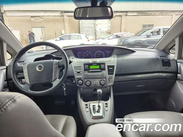KGM KORANDO TURISMO 2014 — 135 200 км, серебристый, Корея — под ключ — фото 9