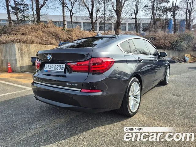 BMW 5 SERIES GT 2015 — 147 900 км, серый, Корея — под ключ — фото 4