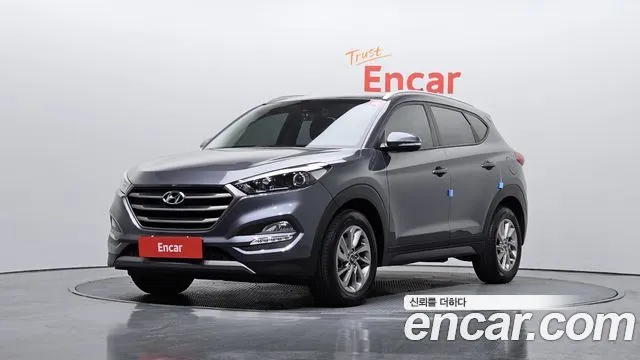 HYUNDAI TUCSON 2016 — 48 151 км, серый, Корея — под ключ — фото 1