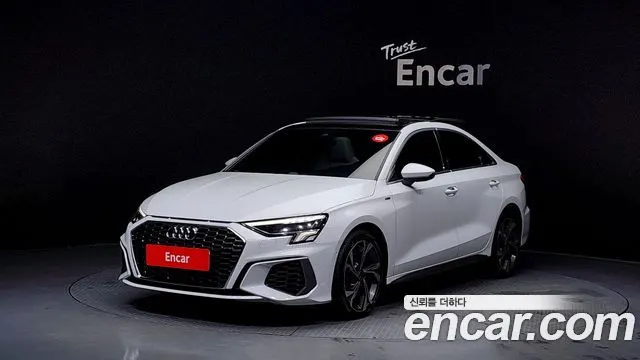 AUDI A3 2024