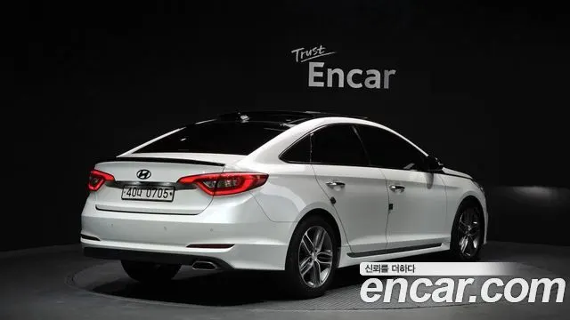 HYUNDAI SONATA 2016 — 189 613 км, белый, Корея — под ключ — фото 2