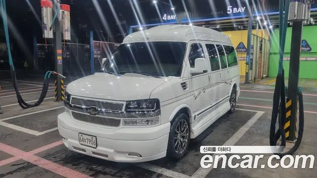 CHEVROLET EXPRESS VAN — из Кореи под ключ
