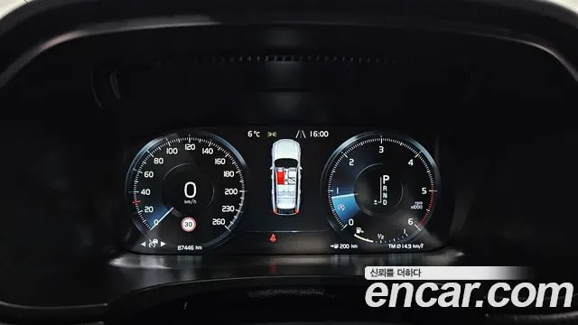 VOLVO V90 CROSS COUNTRY 2017 — 87 446 км, серебристый, Корея — под ключ — фото 8
