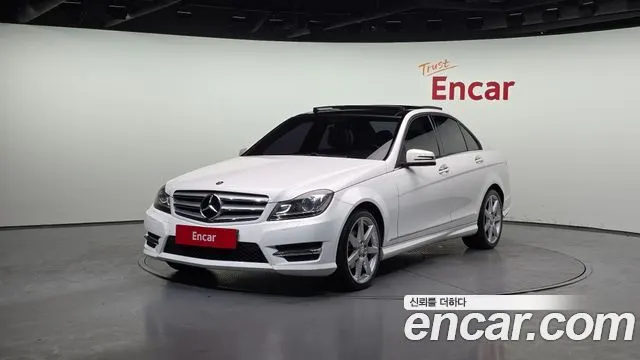MERCEDES-BENZ C-CLASS W204 — из Кореи под ключ