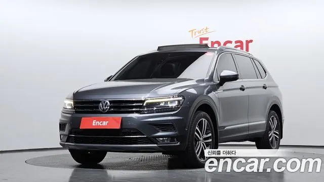 VOLKSWAGEN TIGUAN ALLSPACE 2018 — 81 565 км, Корея — под ключ — фото 1