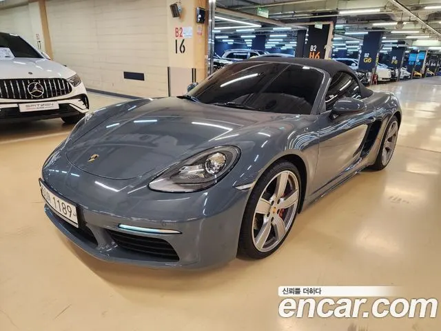 PORSCHE 718 BOXSTER 2017