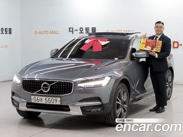 VOLVO V90 CROSS COUNTRY 2018 — 160 449 км, серый, Корея — под ключ — фото 11