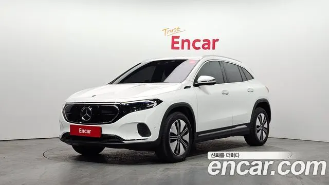 MERCEDES-BENZ EQA H243 2021
