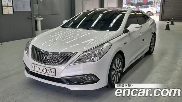 HYUNDAI GRANDEUR HYBRID HG 2016