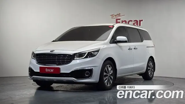 KIA CARNIVAL 2018 — 182 243 км, белый, Корея — под ключ — фото 1