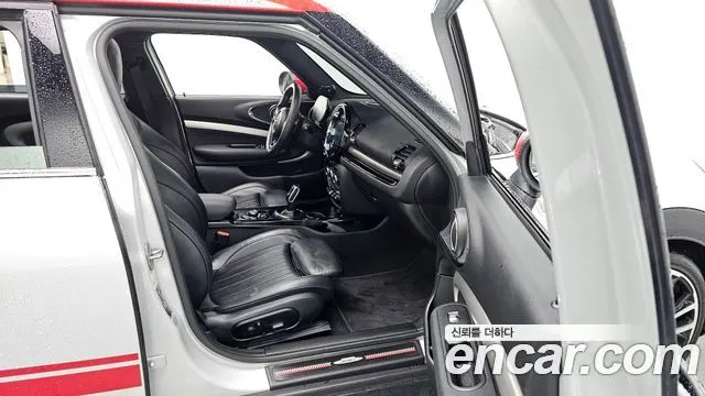 MINI COOPER S CLUBMAN 2023 — 59 360 км, серебристо-серый, Корея — под ключ — фото 11