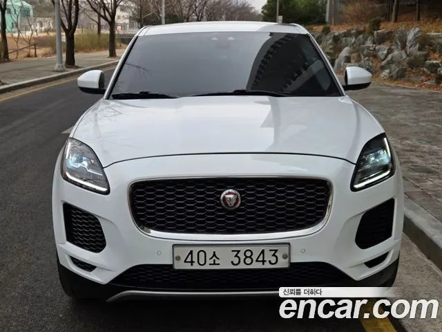 JAGUAR E-PACE 2018 — 94 764 км, белый, Корея — под ключ — фото 3