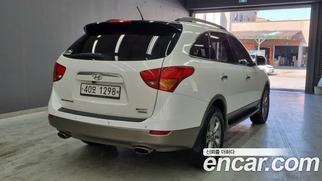 HYUNDAI VERACRUZ 2015 — 125 195 км, белый, Корея — под ключ — фото 2