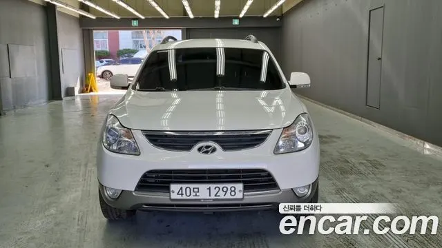HYUNDAI VERACRUZ 2015 — 125 195 км, белый, Корея — под ключ — фото 3
