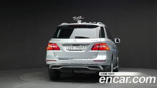 MERCEDES-BENZ M-CLASS W166 2012 — 175 438 км, серебристый, Корея — под ключ — фото 4