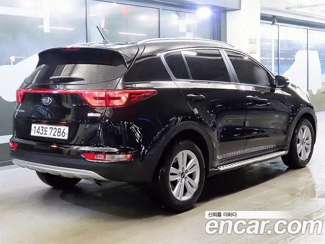 KIA SPORTAGE R 2016 — 171 656 км, чёрный, Корея — под ключ — фото 2