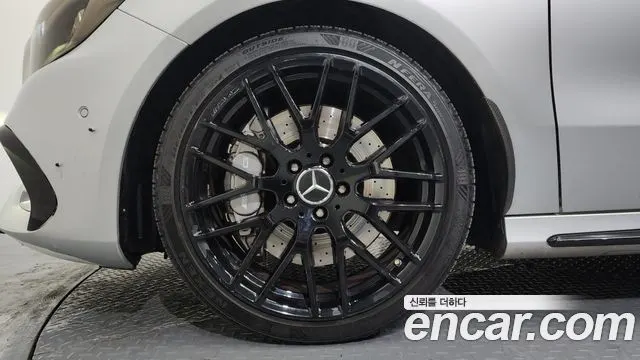 MERCEDES-BENZ A-CLASS W176 2016 — 97 250 км, серебристый, Корея — под ключ — фото 5