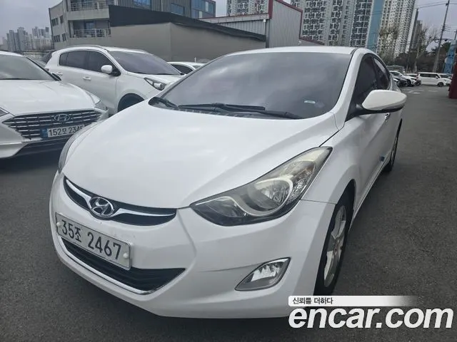 HYUNDAI AVANTE MD 2013