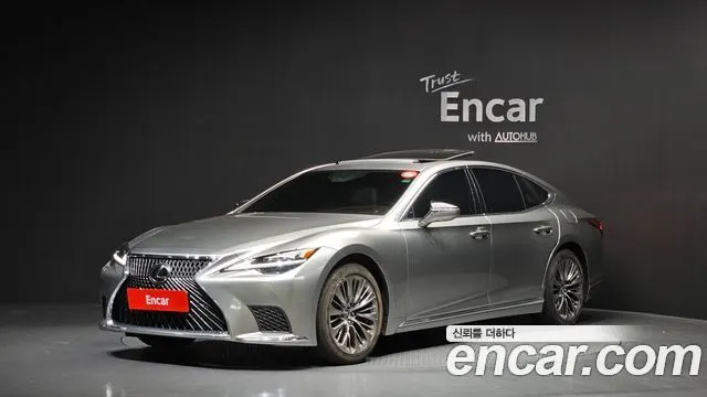 LEXUS LS500H 2023