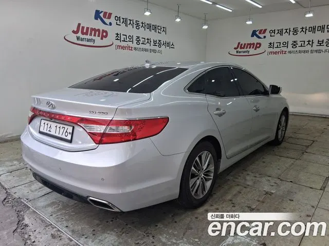 HYUNDAI GRANDEUR 2015 — 37 580 км, серебристый, Корея — под ключ — фото 4