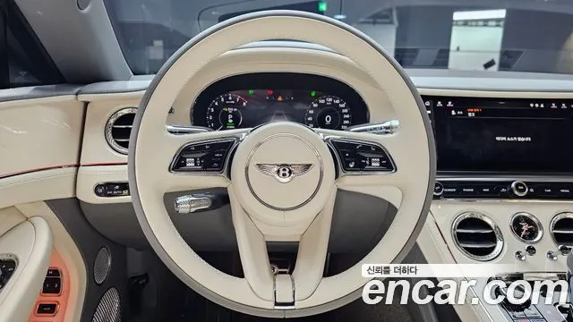 BENTLEY CONTINENTAL 2025 — 2 931 км, белый-перламутр, Корея — под ключ — фото 12