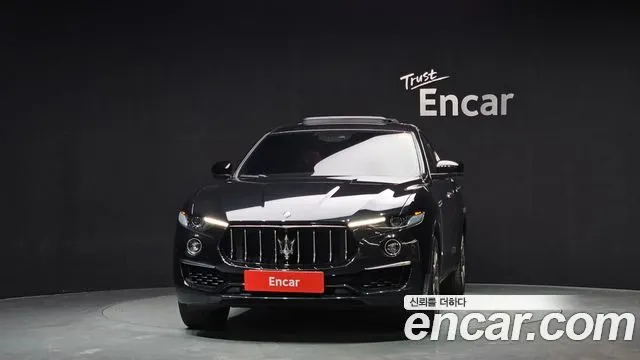 MASERATI LEVANTE 2019 — 88 649 км, чёрный, Корея — под ключ — фото 3