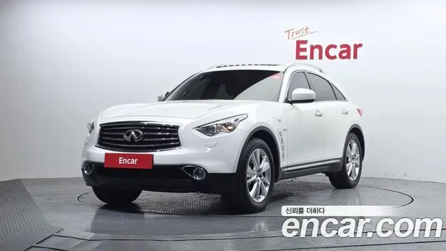INFINITI QX70 2014