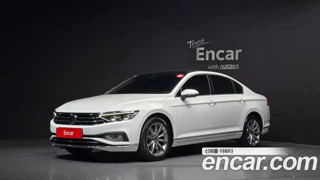 VOLKSWAGEN PASSAT 2022