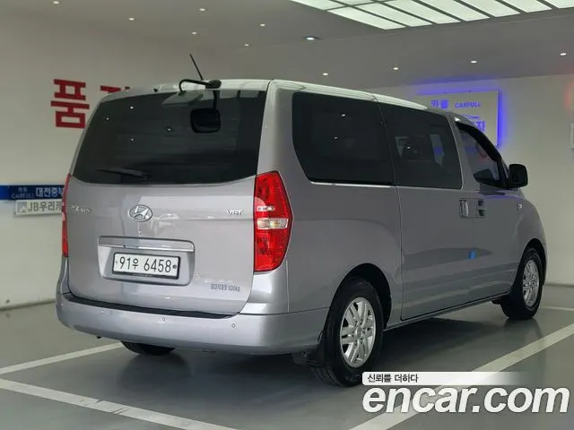 HYUNDAI GRAND STAREX 2017 — 150 117 км, серебристо-серый, Корея — под ключ — фото 4
