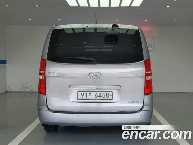 HYUNDAI GRAND STAREX 2017 — 150 117 км, серебристо-серый, Корея — под ключ — фото 5