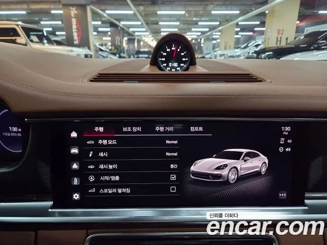 PORSCHE PANAMERA 2023 — 12 000 км, чёрный, Корея — под ключ — фото 9
