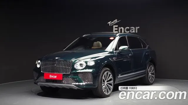 BENTLEY BENTAYGA 2024 — 47 921 км, тёмно-зелёный, Корея — под ключ — фото 1