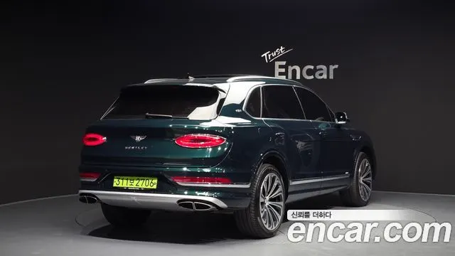 BENTLEY BENTAYGA 2024 — 47 921 км, тёмно-зелёный, Корея — под ключ — фото 2