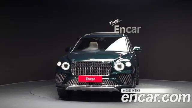 BENTLEY BENTAYGA 2024 — 47 921 км, тёмно-зелёный, Корея — под ключ — фото 3