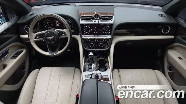 BENTLEY BENTAYGA 2024 — 47 921 км, тёмно-зелёный, Корея — под ключ — фото 7