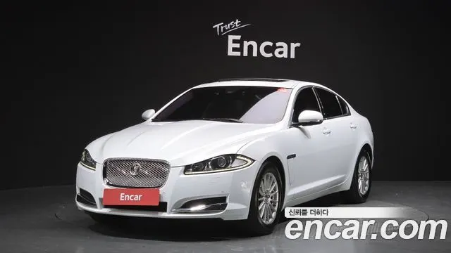 JAGUAR NEW XF 2013