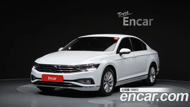 VOLKSWAGEN PASSAT B8 2021