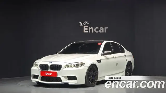 BMW M5 F10 2015