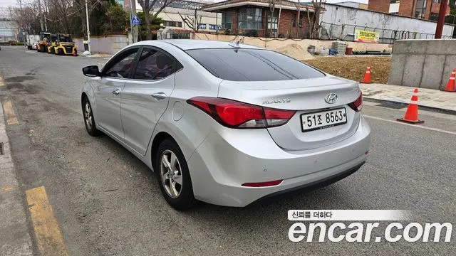 HYUNDAI AVANTE 2015 — 158 707 км, серебристый, Корея — под ключ — фото 4