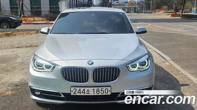 BMW 5 SERIES GT 2016 — 164 000 км, серебристо-серый, Корея — под ключ — фото 3