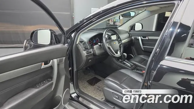 CHEVROLET CAPTIVA 2017 — 117 306 км, чёрный, Корея — под ключ — фото 10